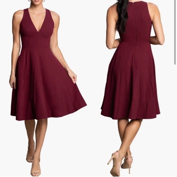Dress the Population Dresses & Skirts - Dress the Population Catalina Dress Burgundy V neck Sleeveless Dress Large